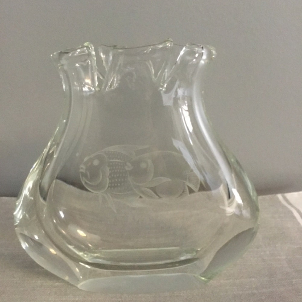 Vintage Art Glass Clear Handkerchief Edge Vase Bowl Etched with Fish